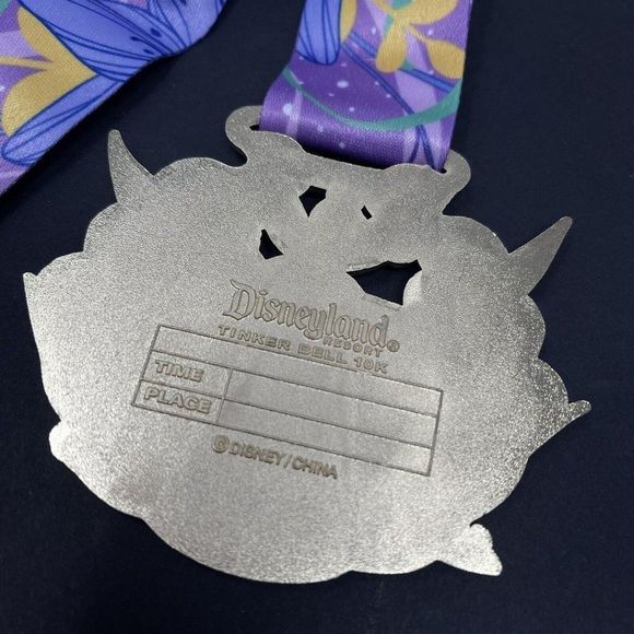 Tinkerbell 10k Finishers Medal 2015 Gold Disneyland Run Disney runDisney - Picture 4 of 5